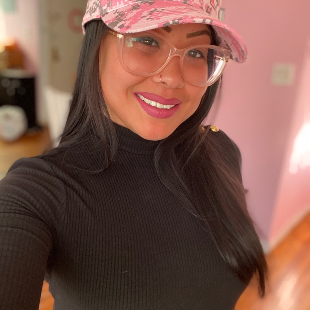 Meet your Posher, Orawan